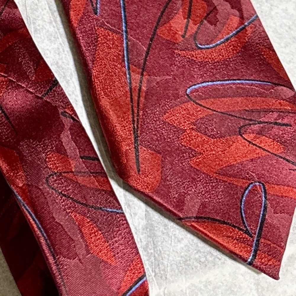 J. Garcia “Chicken and Cat” Limited Edition Silk Tie – Collection 47 – Red